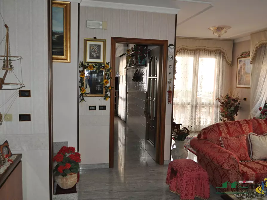 Immagine 11 di Porzione di casa in vendita  in Via Parigi a Collecchio