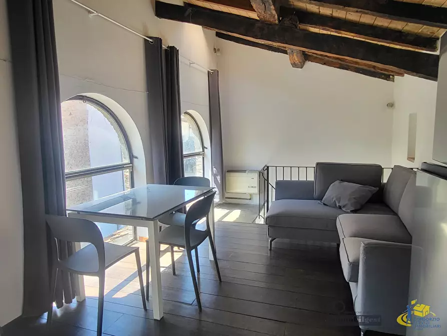 Immagine 9 di Bilocale in affitto  in Borgo Naviglio 6 a Parma