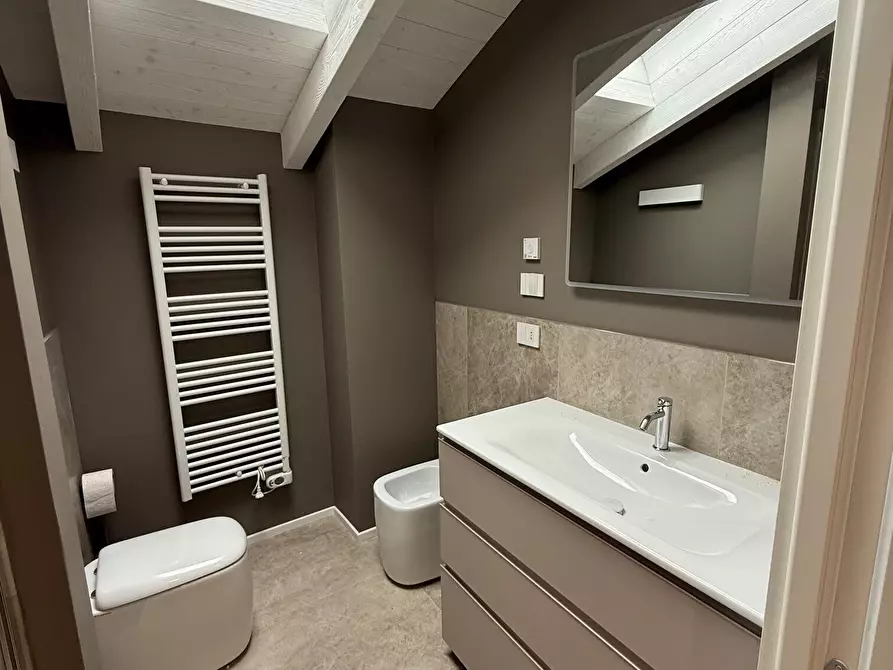 Immagine 10 di Bilocale in affitto  in Borgo Riccio da Parma 48 a Parma