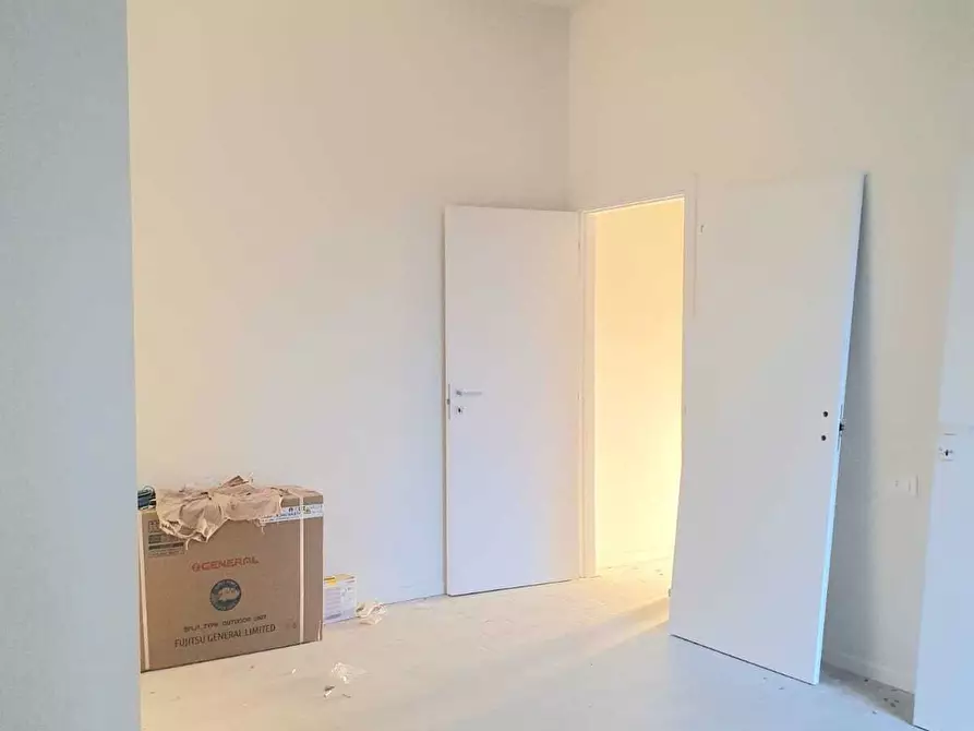 Immagine 3 di Bilocale in vendita  in VIA SOLARI a Parma