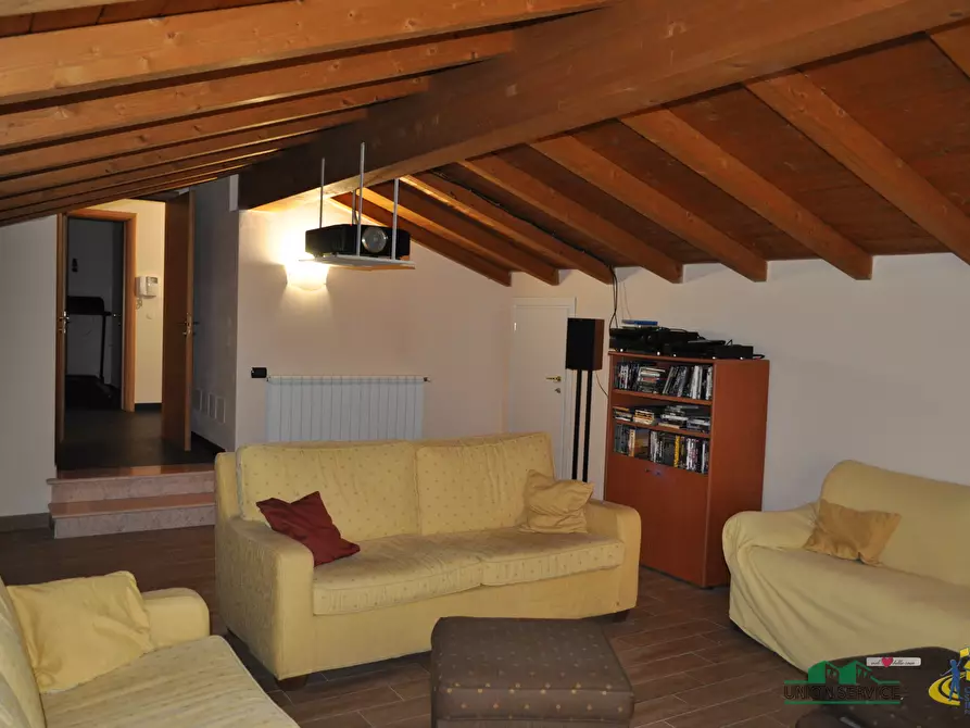 Immagine 24 di Villa in vendita  in Piazza I° Maggio a Sissa Trecasali