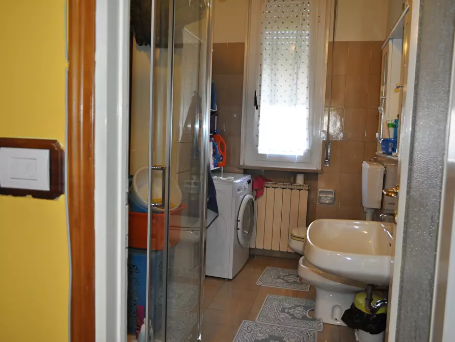 Immagine 26 di Trilocale in vendita  in Via Goffredo Mameli a Collecchio