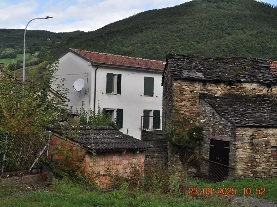 Immagine 47 di Casa indipendente in vendita  in Pessola Ronchi a Varsi