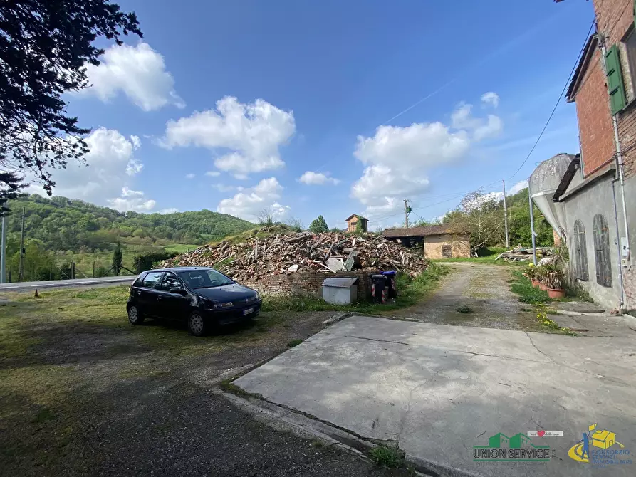 Immagine 11 di Casa indipendente in vendita  in Strada per Varano Marchesi 37 a Medesano