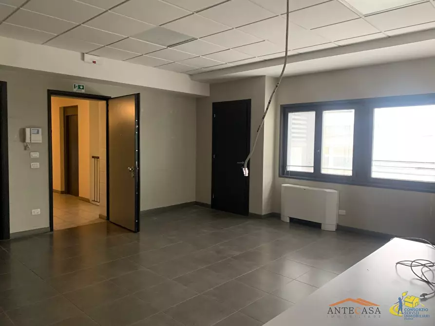 Immagine 14 di Ufficio in affitto  in Via Enrico Fermi a Fontevivo