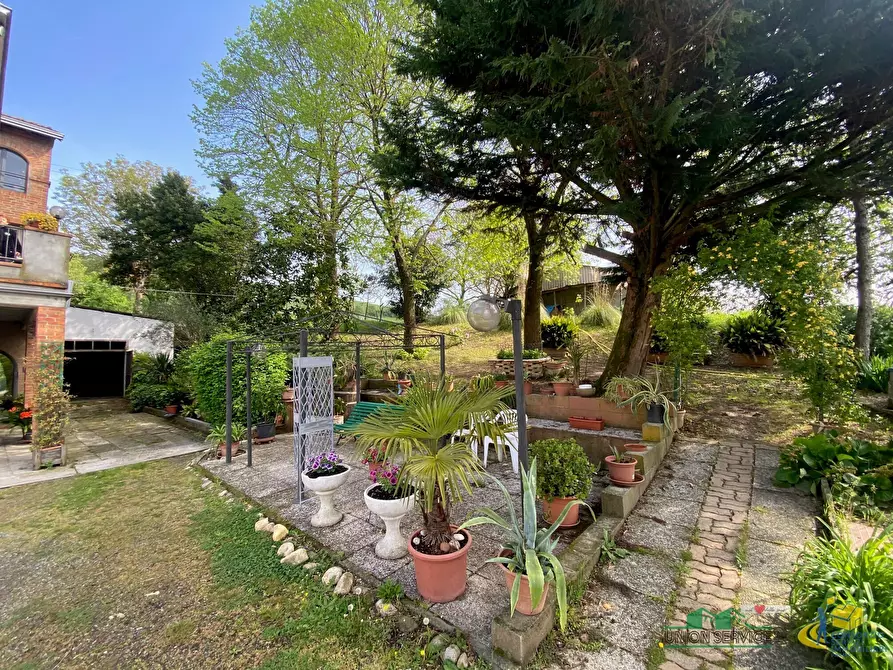 Immagine 3 di Casa indipendente in vendita  in Strada per Varano Marchesi 37 a Medesano