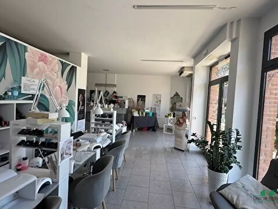 Immagine 4 di Trilocale in vendita  in Piazza Borsellino e Falcone 4 a Salsomaggiore Terme