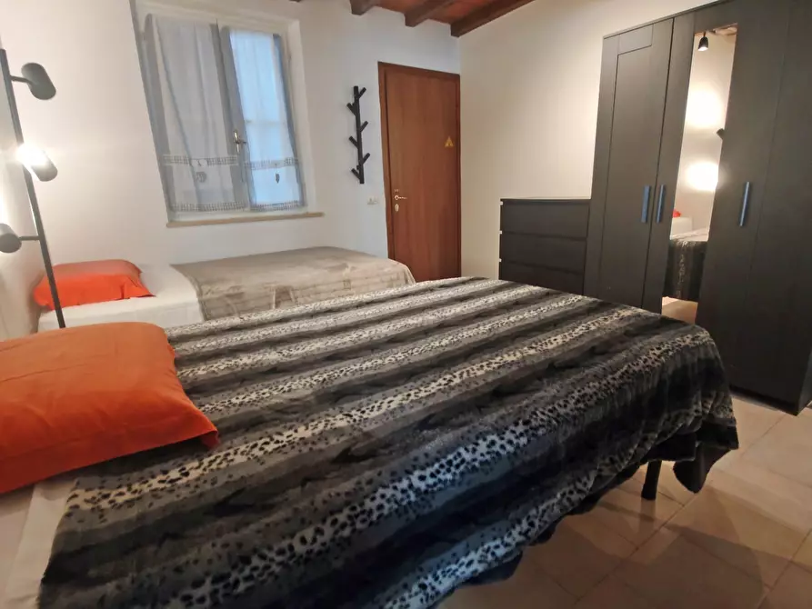 Immagine 28 di Palazzo in vendita  in Strada XX Settembre a Parma