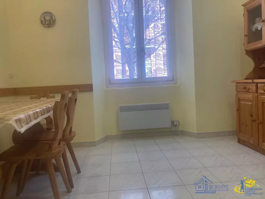 Immagine 7 di Bilocale in vendita  in Via Milano a Lerici