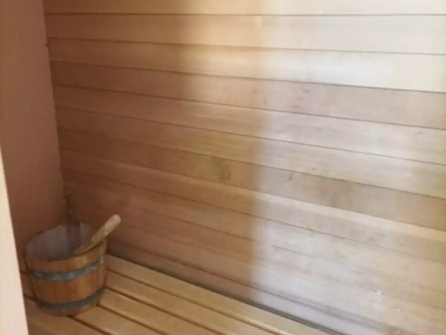 Immagine 15 di Porzione di casa in vendita  in Via Bettino Ricasoli a Parma