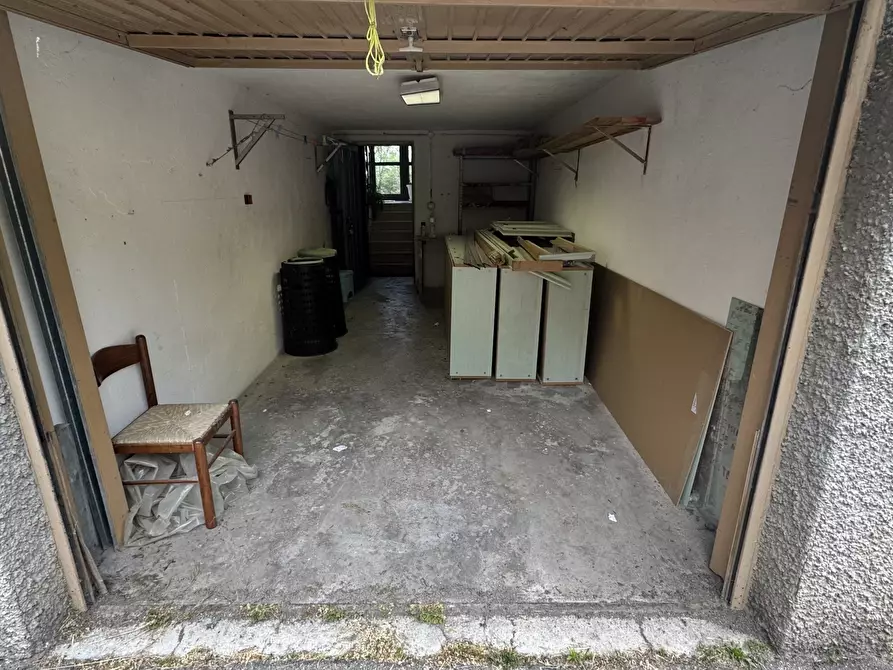 Immagine 39 di Trilocale in vendita  in via Nazionale a Fornovo Di Taro