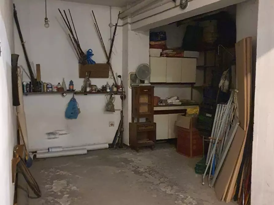 Immagine 25 di Quadrilocale in vendita  in BORGO SORGO 12 a Parma