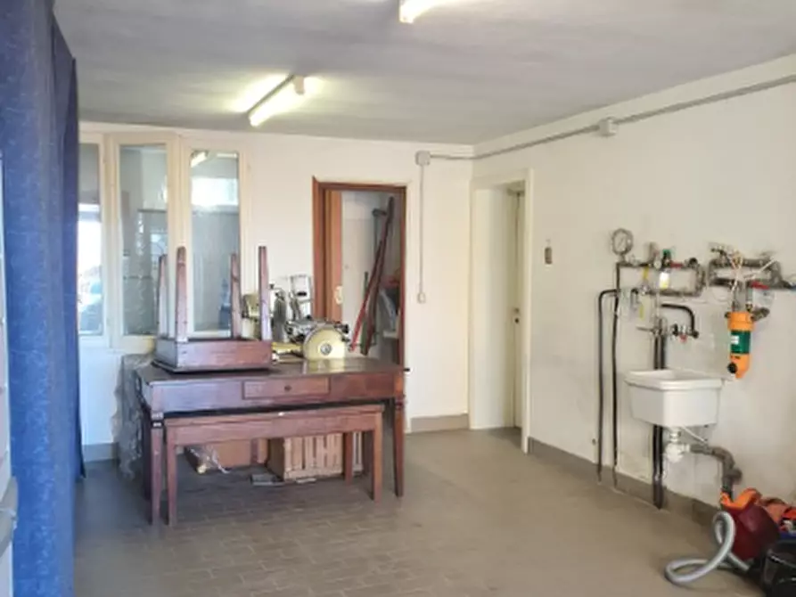 Immagine 63 di Casa bifamiliare in vendita  in VIA MARCONI 60 a Fornovo Di Taro