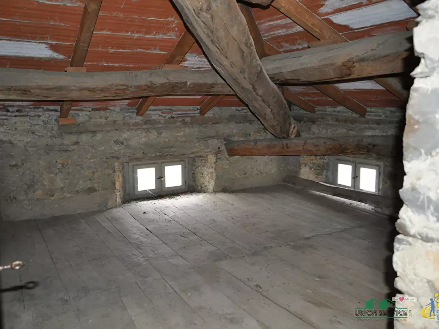 Immagine 38 di Casa indipendente in vendita  in Grezzo a Bardi