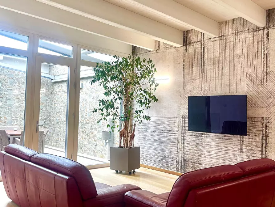 Immagine 1 di Porzione di casa in vendita  in Via Bettino Ricasoli a Parma