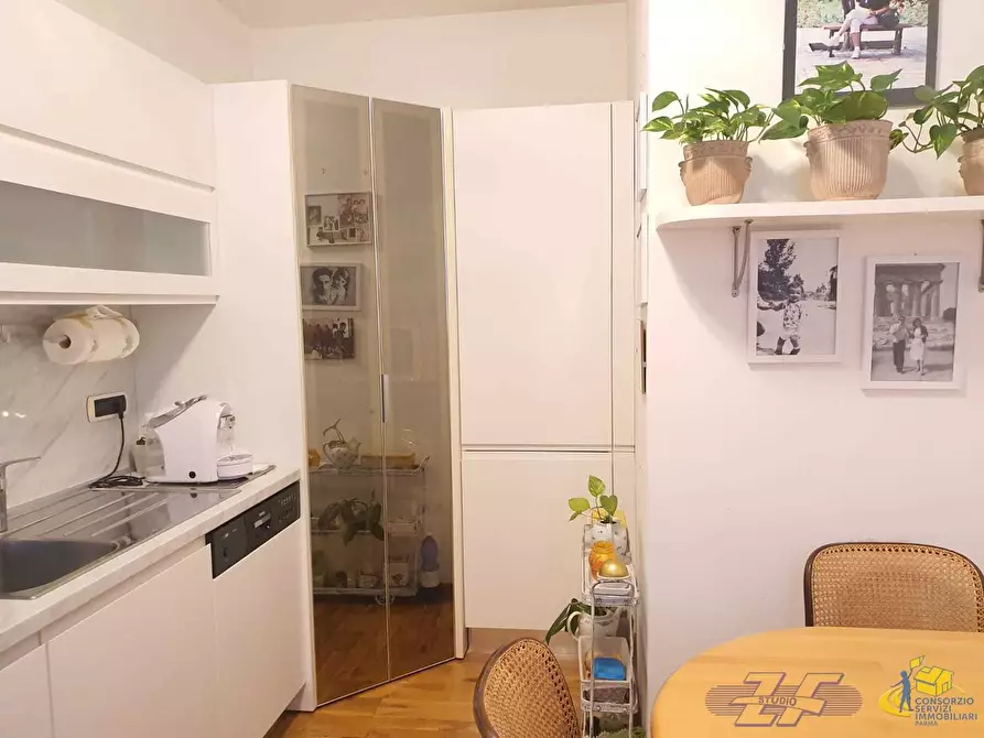 Immagine 11 di Trilocale in vendita  in Via Francesco Cassoli a Reggio Nell'emilia