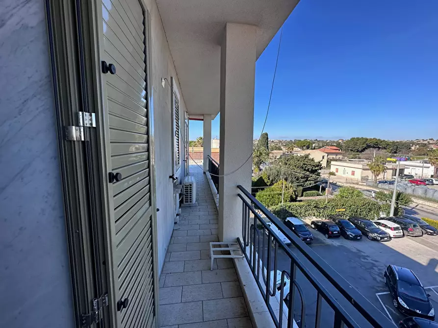 Immagine 17 di Appartamento in vendita  a Modica