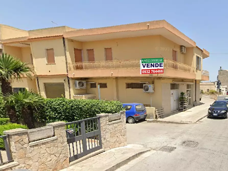 Immagine 12 di Appartamento in vendita  in Piazza Mulino 6 a Modica
