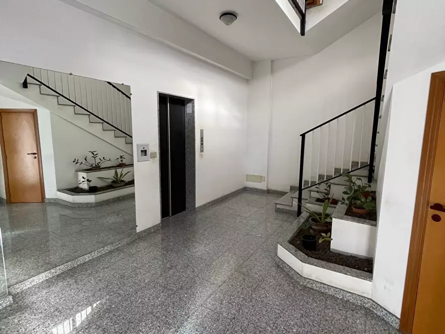 Immagine 10 di Appartamento in vendita  in Via Sacro Cuore a Modica