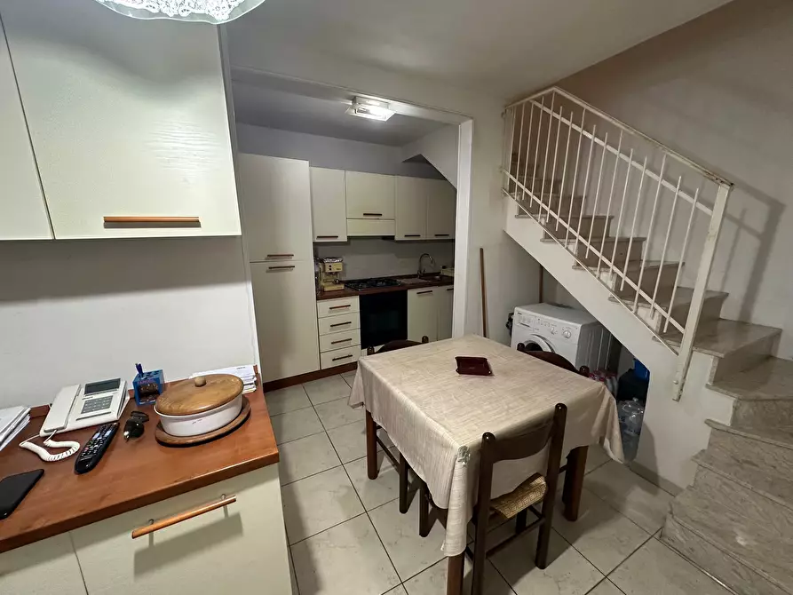 Immagine 2 di Porzione di casa in vendita  in Via Filarota a Modica