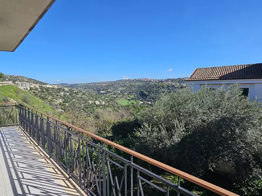 Immagine 13 di Appartamento in vendita  a Modica