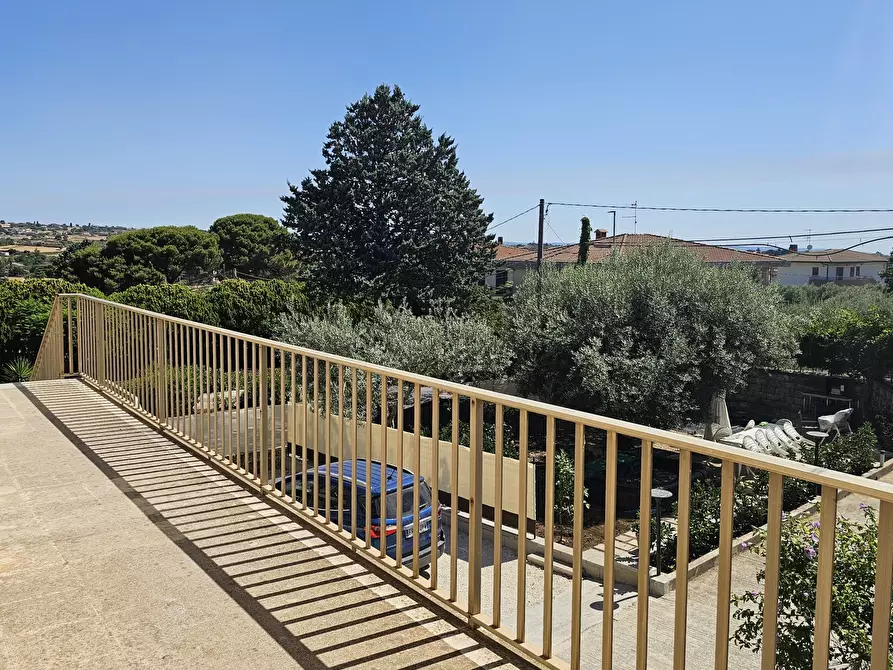 Immagine 10 di Appartamento in affitto  a Modica