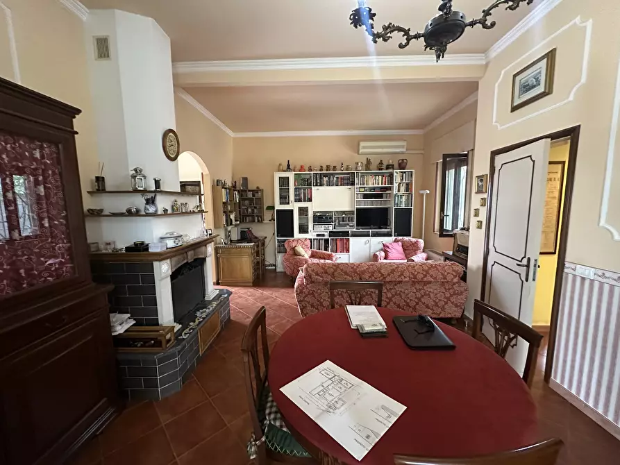 Immagine 19 di Villa in vendita  in Via Vanella 177 a Modica
