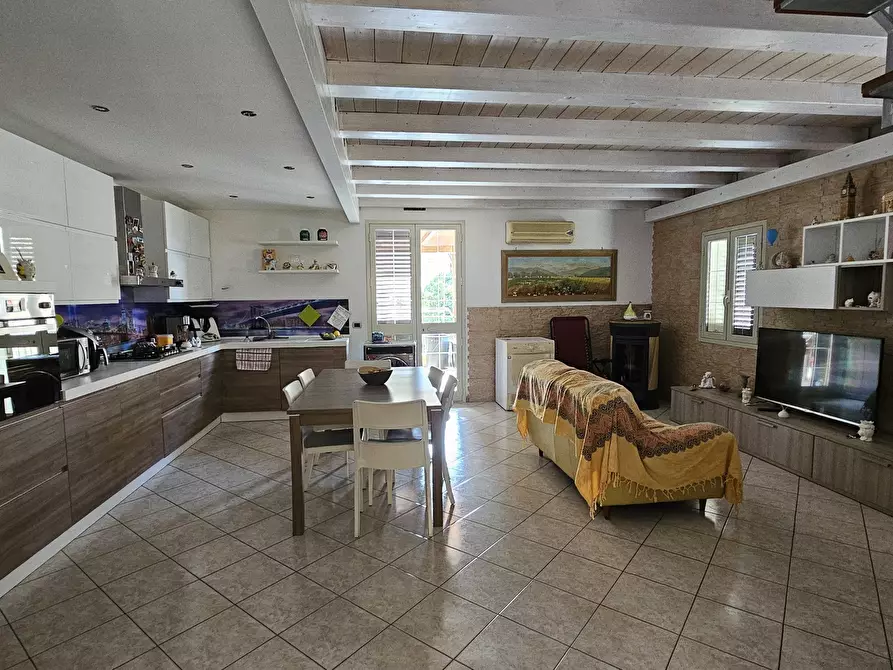 Immagine 9 di Porzione di casa in vendita  a Scicli