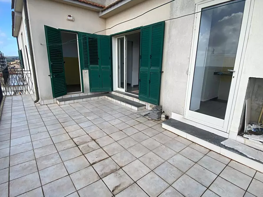 Immagine 10 di Attico in vendita  in Via Loreto Gallinara 964 a Modica