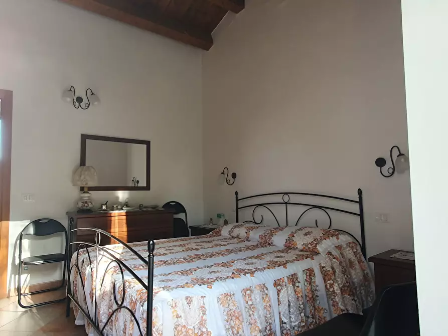 Immagine 18 di Villa in vendita  a Modica