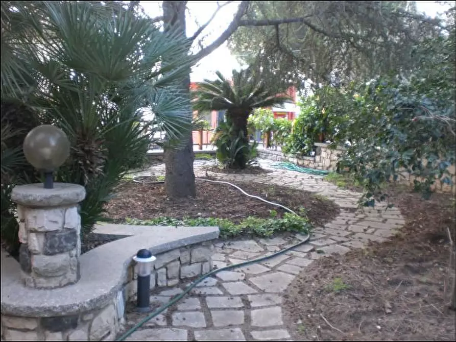 Immagine 4 di Villa in vendita  in Via Risorgimento a Modica