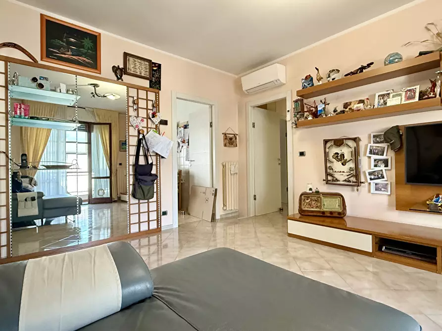 Immagine 1 di Pentalocale in vendita  in via verde 13 a Ozzano Dell'emilia