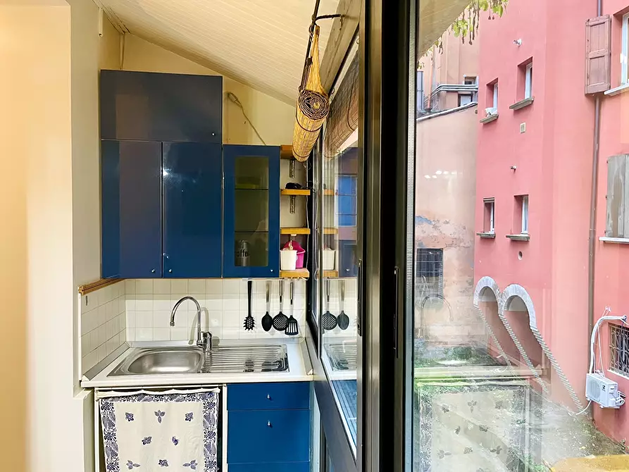 Immagine 4 di Bilocale in vendita  in Via Capo di Lucca 4 a Bologna