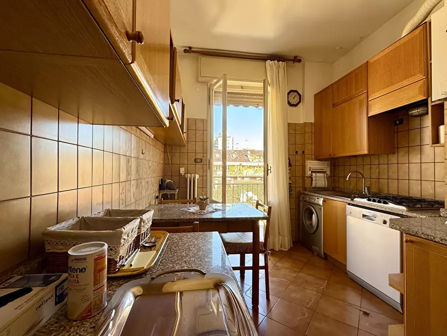 Immagine 24 di Pentalocale in vendita  in Via Del Borgo di San Pietro a Bologna