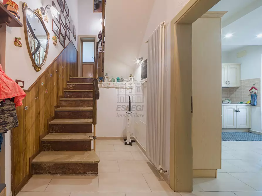 Immagine 13 di Villa in vendita  in Via delle Scuole 38 a Lucca