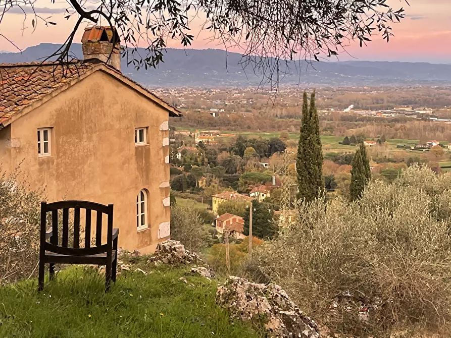 Immagine 1 di Rustico / casale in vendita  in Via San Cerbone O della Fornace 1512 a Lucca