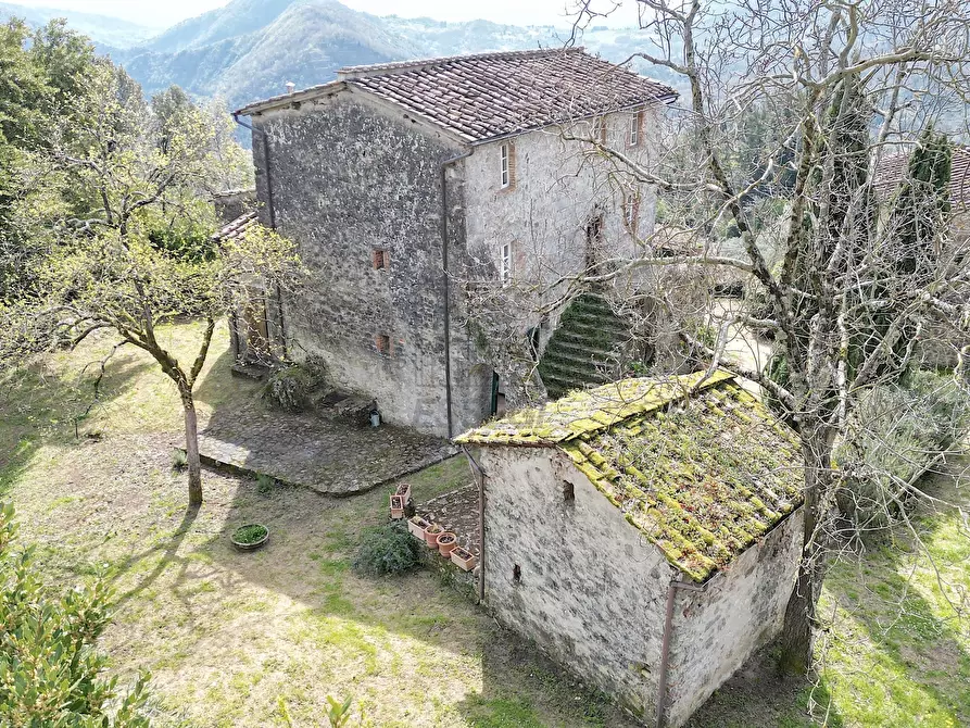 Immagine 7 di Rustico / casale in vendita  in S.v. di Partigliano 11/A a Lucca