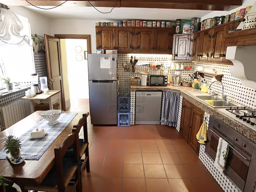 Immagine 15 di Appartamento in vendita  in via beccheria 35 a Lucca