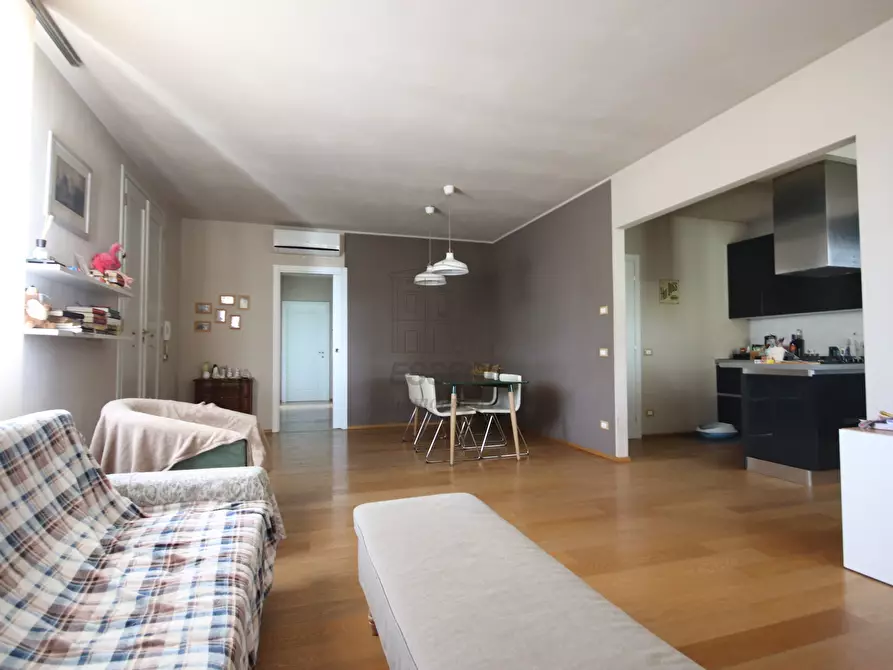 Immagine 29 di Villa in vendita  in Via di Paganico 115 a Capannori