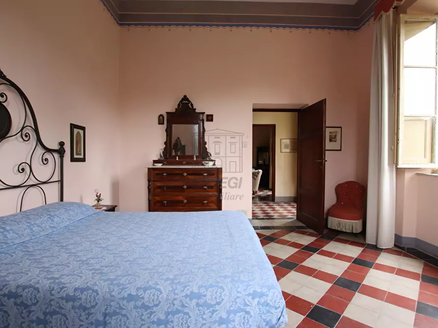 Immagine 53 di Villa in vendita  in via di montecatino a Lucca