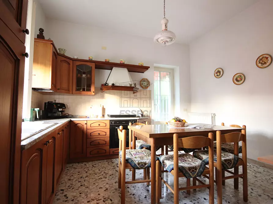 Immagine 7 di Villa in vendita  in Via di Tiglio 529A a Capannori