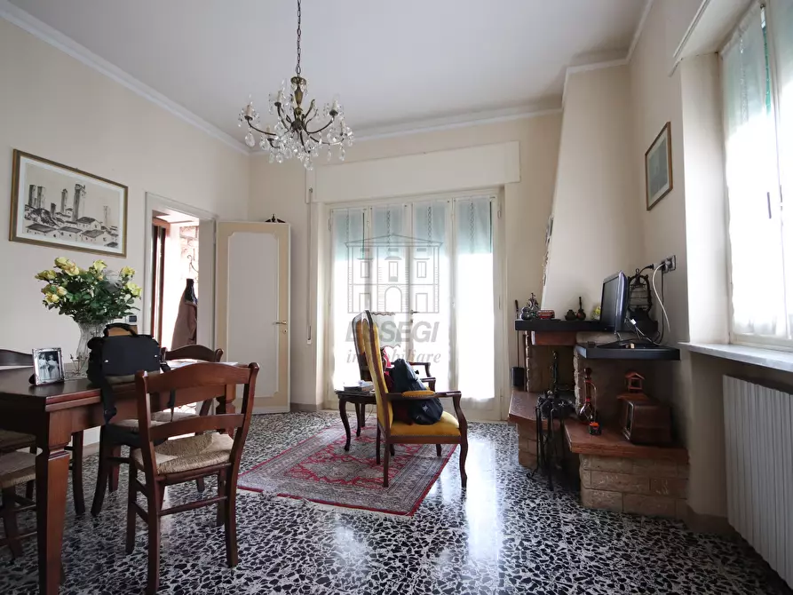 Immagine 5 di Villa in vendita  in Via di Tiglio 529A a Capannori