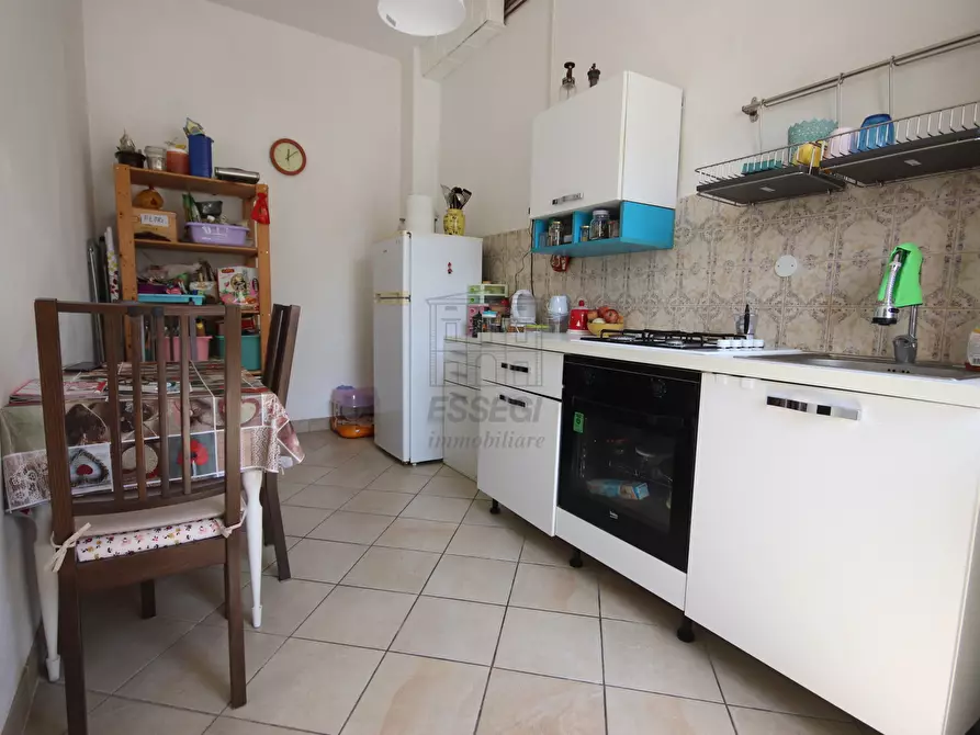 Immagine 2 di Casa indipendente in vendita  in Via Giorgini Giovan Battista 143 a Lucca