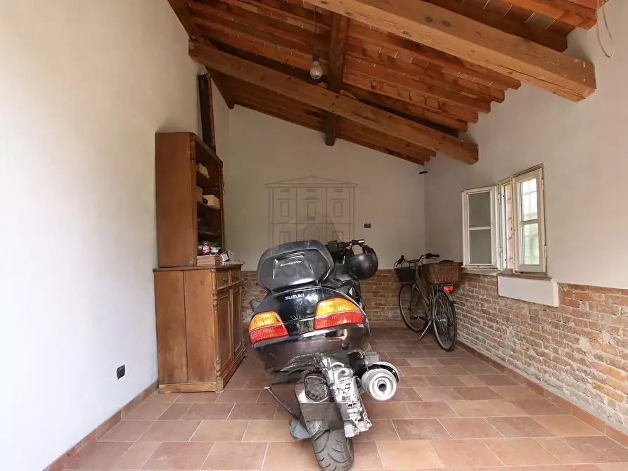 Immagine 46 di Villa in vendita  in Via Romana 914 a Lucca