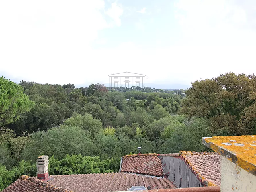 Immagine 30 di Villa in vendita  in traversa i 248 a Lucca