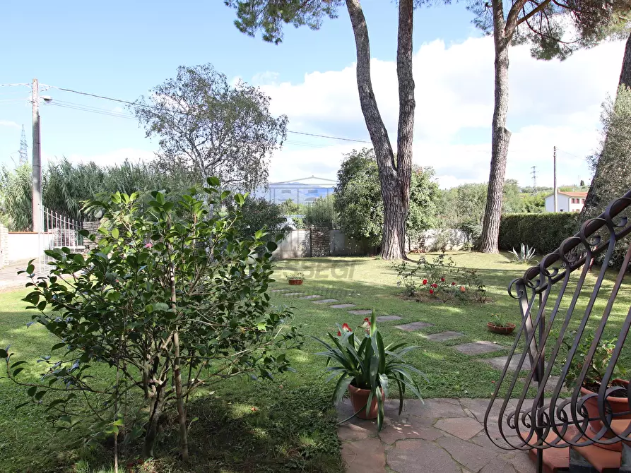 Immagine 37 di Casa indipendente in vendita  in Via Vecchia Pesciatina in Gragnano a Lucca