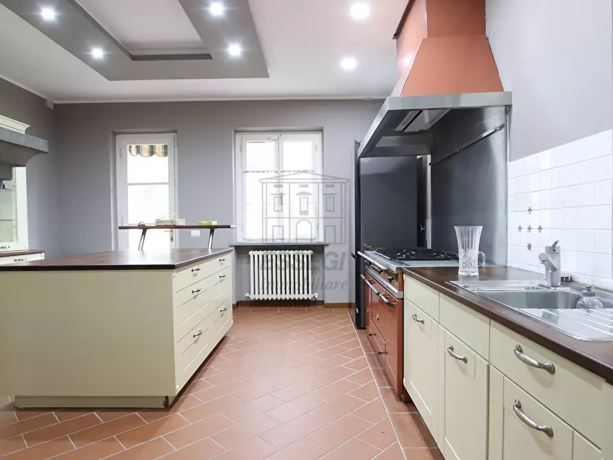 Immagine 22 di Rustico / casale in vendita  a Lucca