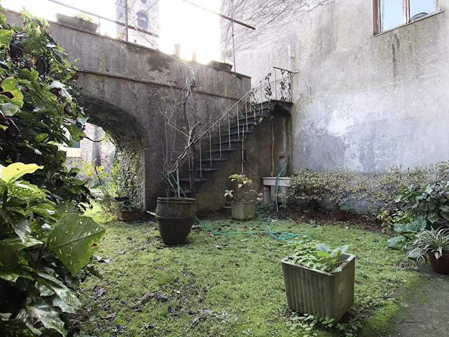 Immagine 36 di Villa in vendita  in Via Ludovica a Borgo A Mozzano