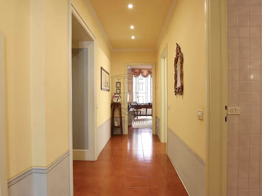 Immagine 17 di Appartamento in vendita  in via beccheria 35 a Lucca