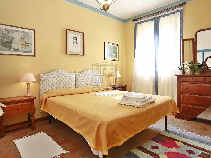 Immagine 24 di Rustico / casale in vendita  a Capannori